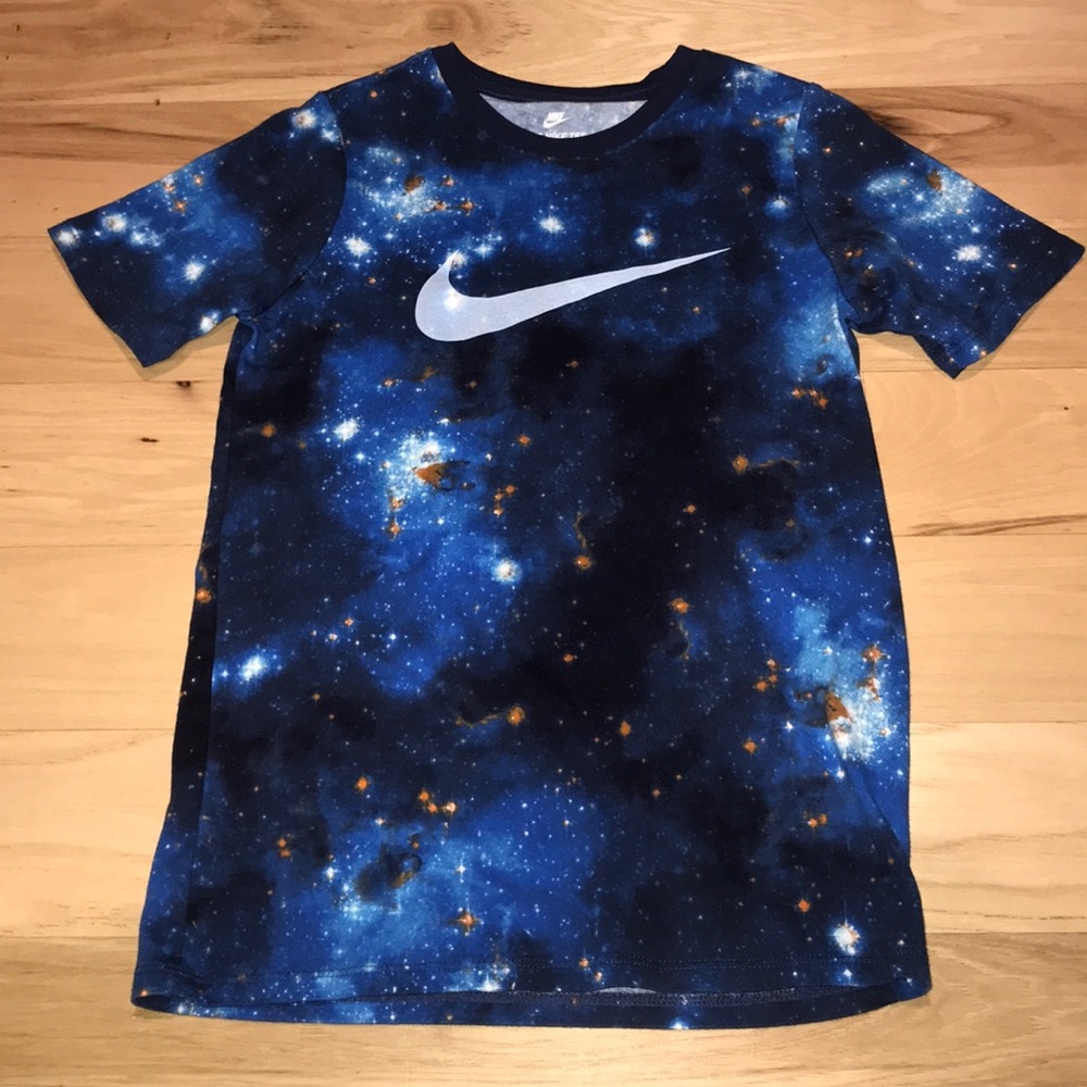 NIKE t-shirt